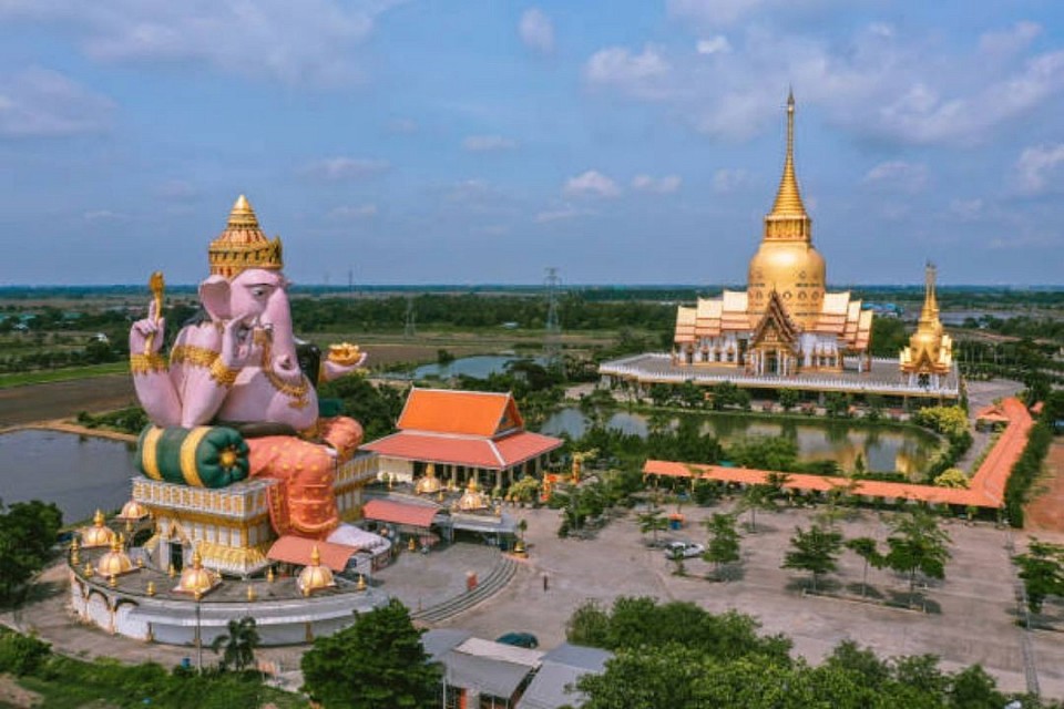 บริการรถเหมาฉะเชิงเทรา ตลอด 24 ชั่วโมง